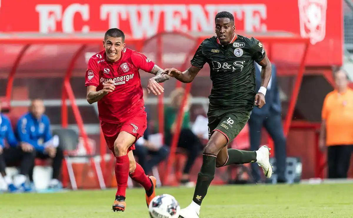 快船队豪取西亚卡姆，引发球迷热议